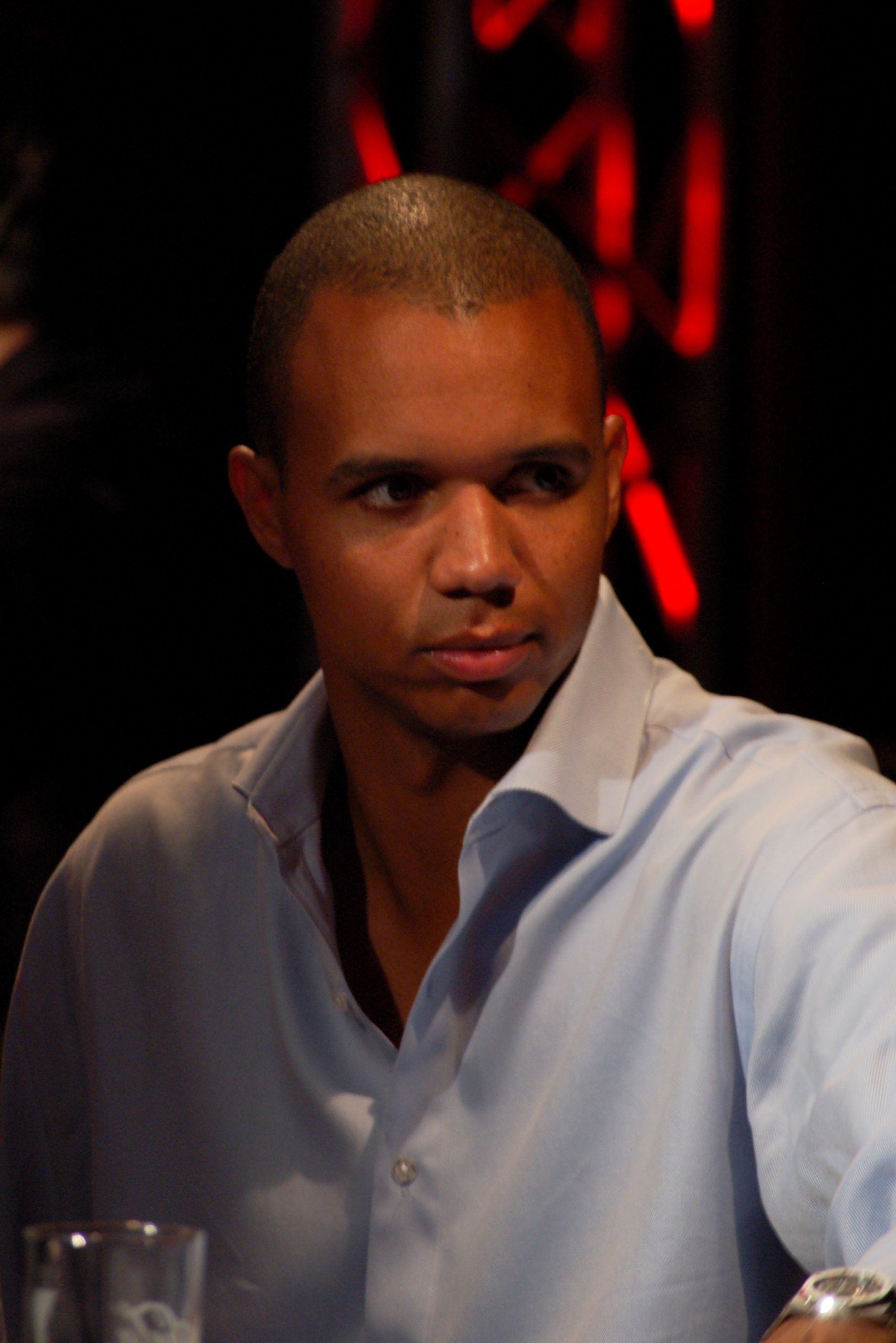 what is the biography of phil ivey about