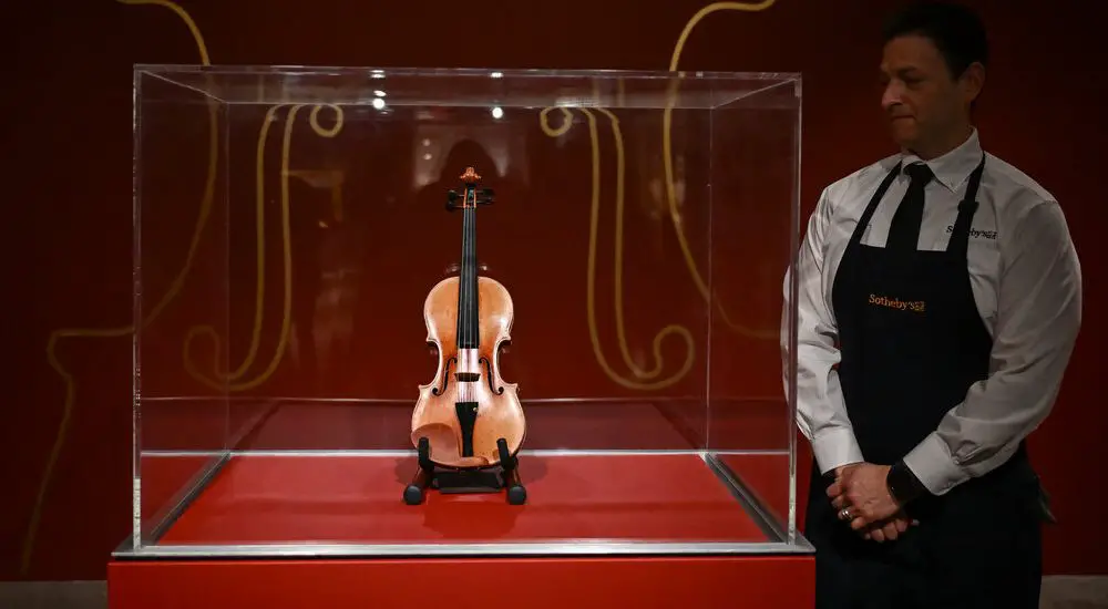 07stradivarius lvck facebookJumbo