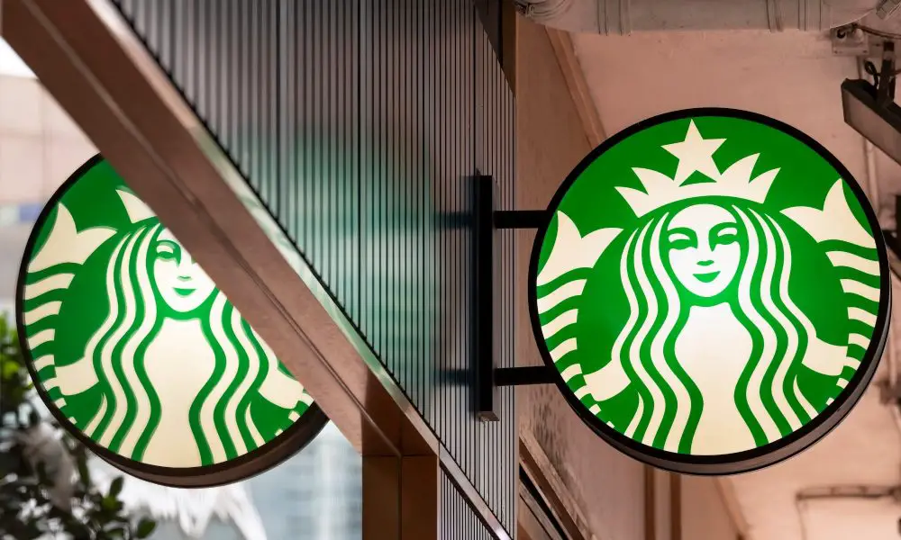 1745353995 Starbucks GettyImages 2210426079