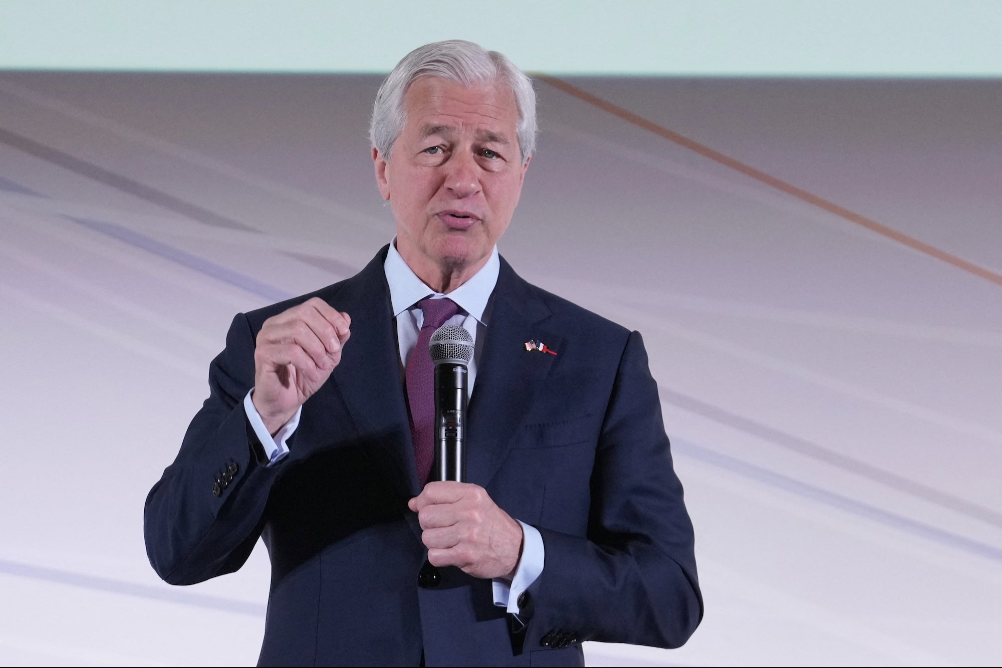 1747686627 Jamie Dimon 2214559208