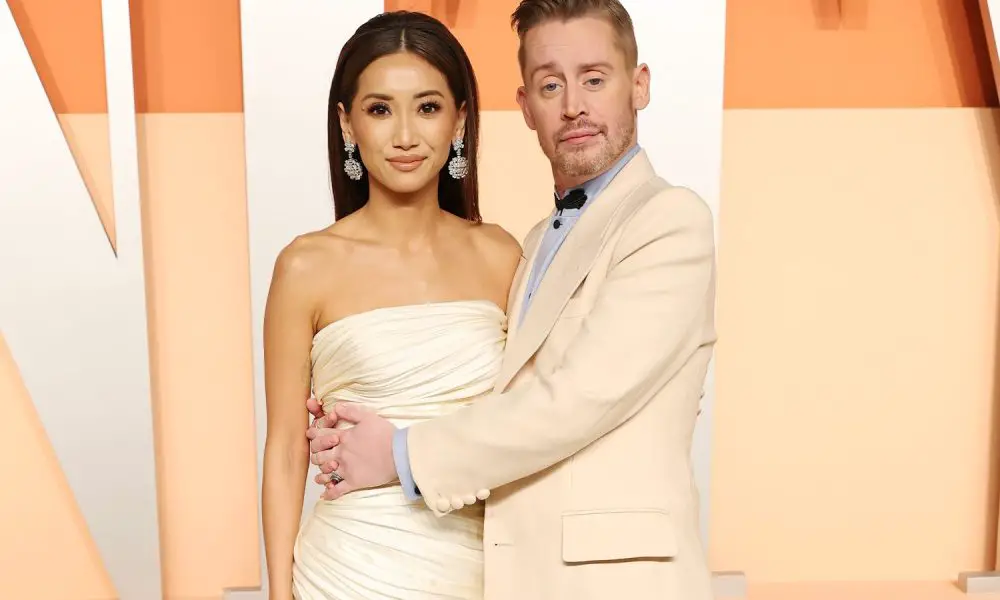 Brenda Song and Macaulay Culkin attend the 2025 Vanity Fair Oscar Party 032825 tout f546ba6c81234bb5