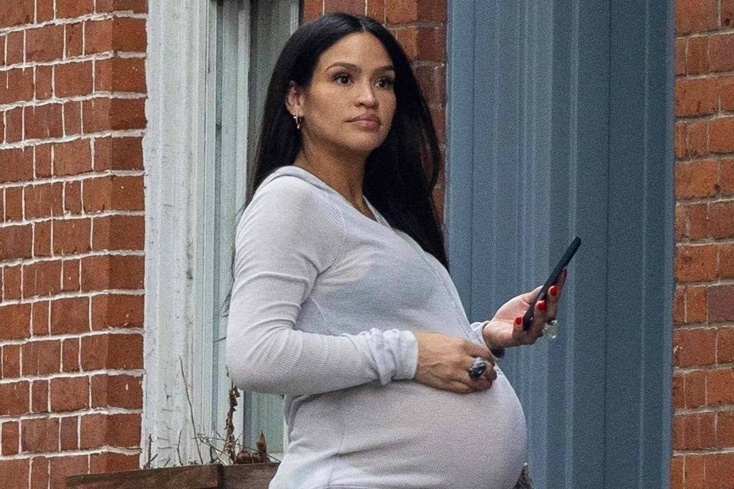 Cassie Ventura 050825 tout a52726a9918c4a84bbedb8494b0f8e25