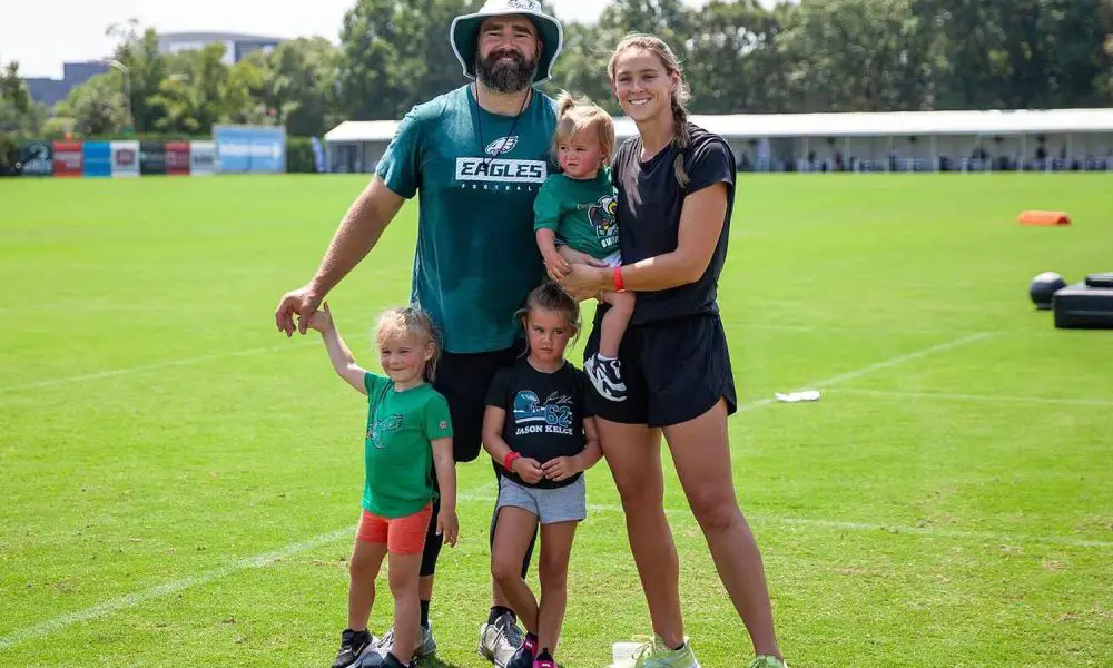 Kylie Jason Kelce ESPN 091524 01 df0ade1f84d5492f97f0fa8b1a608648