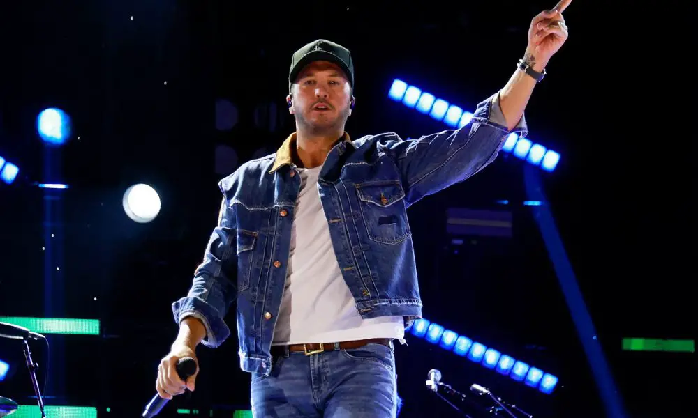 Luke Bryan performs during CMA Fest 2025 081325 d677ef79d7fa440d8c859e492fb1e7f1