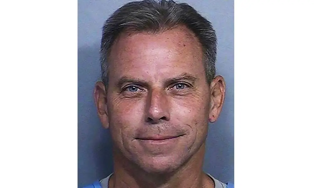 erik menendez mugshot 2024 072225 4fa8e577dbaa453980728e5a99f26b9f