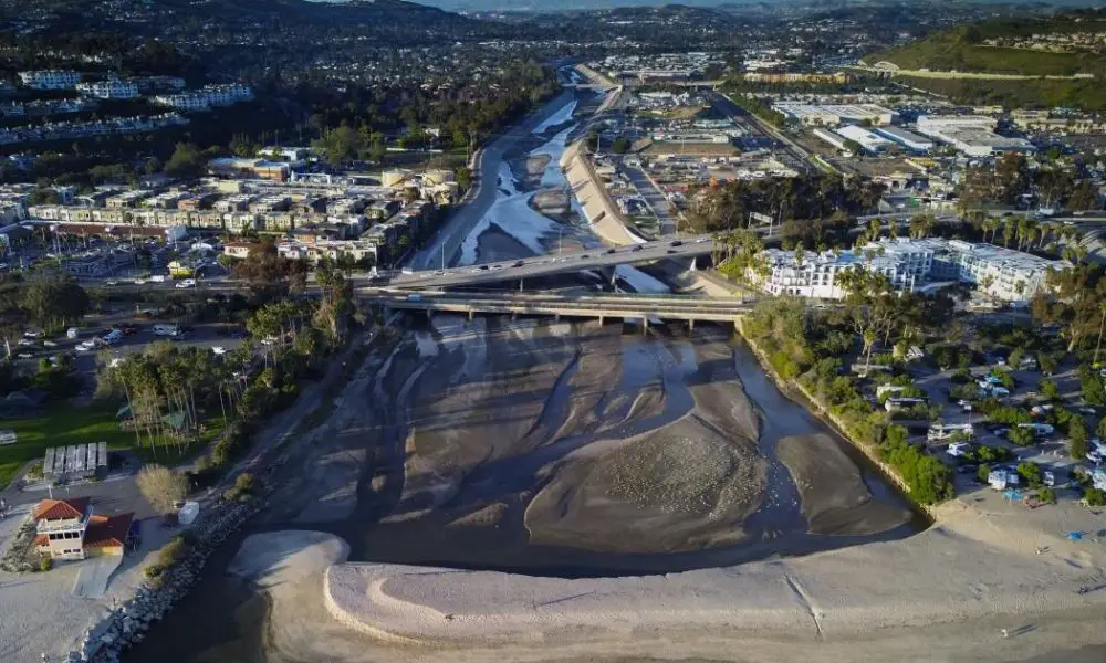 urlhttps3A2F2Fcalifornia times brightspot.s3.amazonaws.com2F262Fd32Fbcdf4e2b4e17b3a8622c13b4