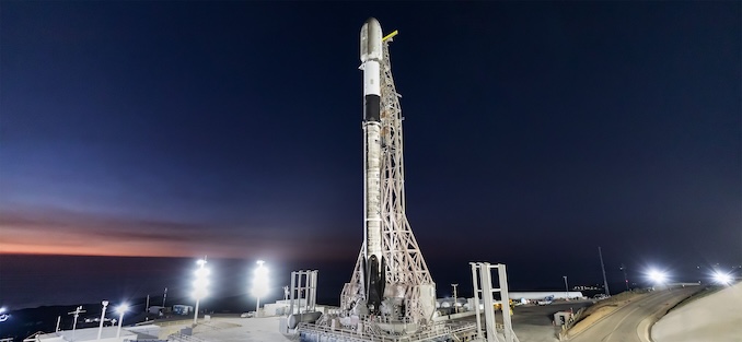 20241109 Starlink G9 10 Vertical Sunset