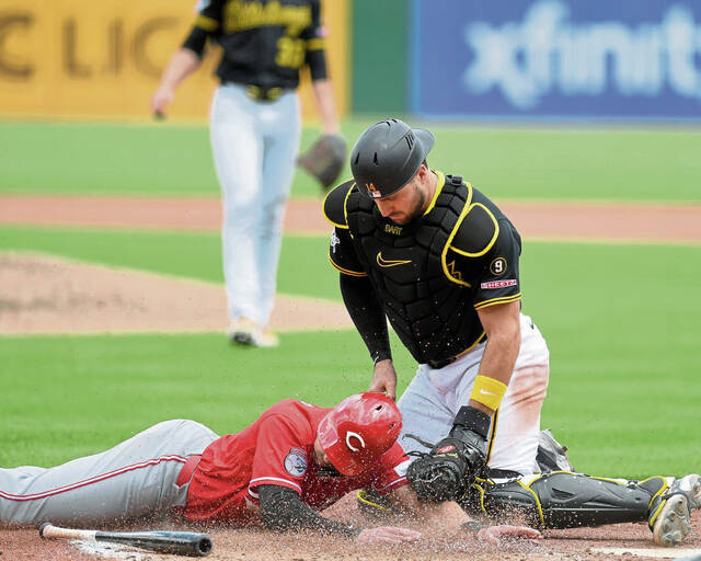 9576160 web1 ptr BucsReds04 050426