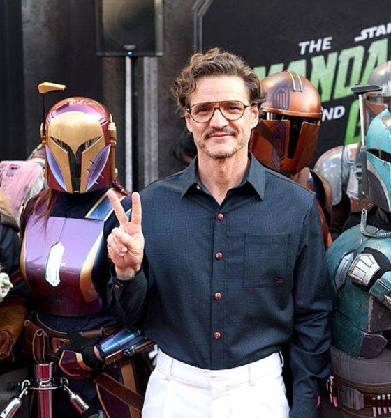 pedro pascal mandalorian premiere fox news 001