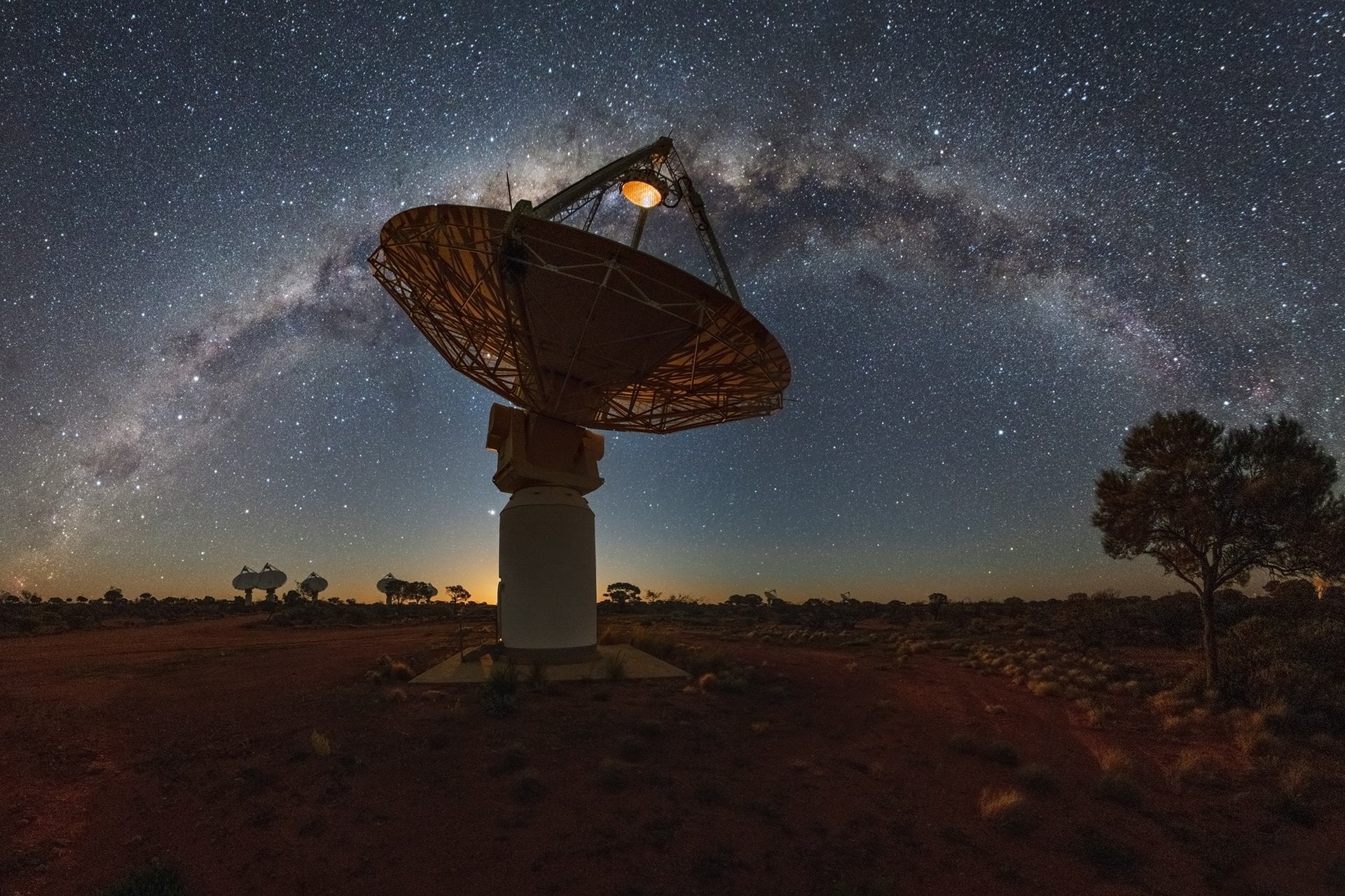 ASKAP MOONLIT PAF 20260607 191645